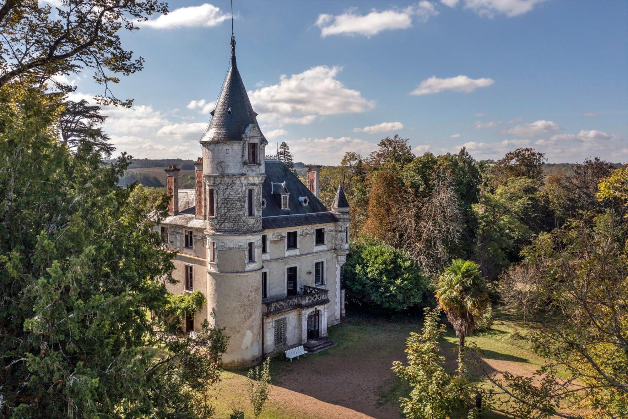 Javerlhac-et-la-Chapelle-Saint-RobertChateau De Puymoger住宿加早餐旅馆 外观 照片